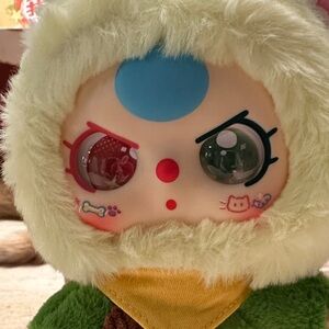 BABY THREE | Professional Dreamer Pear Gardener with Rare Eyes Pendant